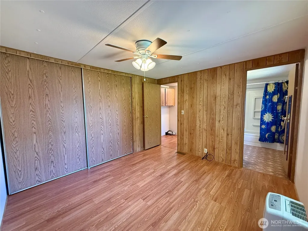298 5th Street NW Long Beach WA 98631