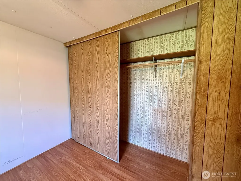 298 5th Street NW Long Beach WA 98631