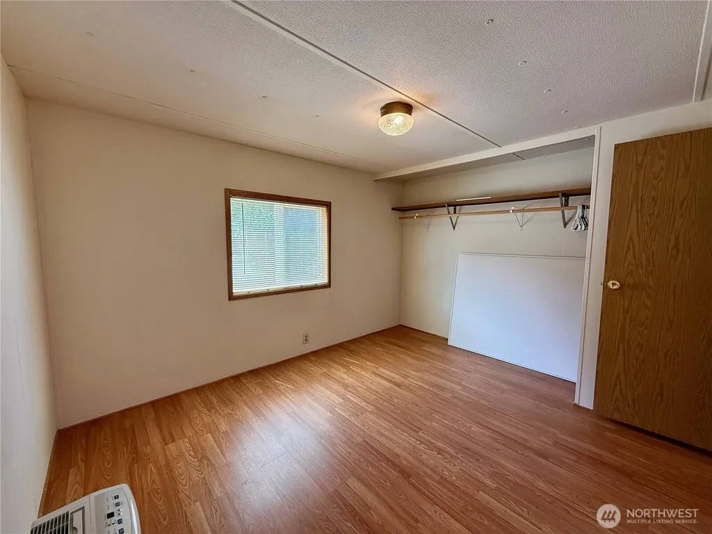 298 5th Street NW Long Beach WA 98631