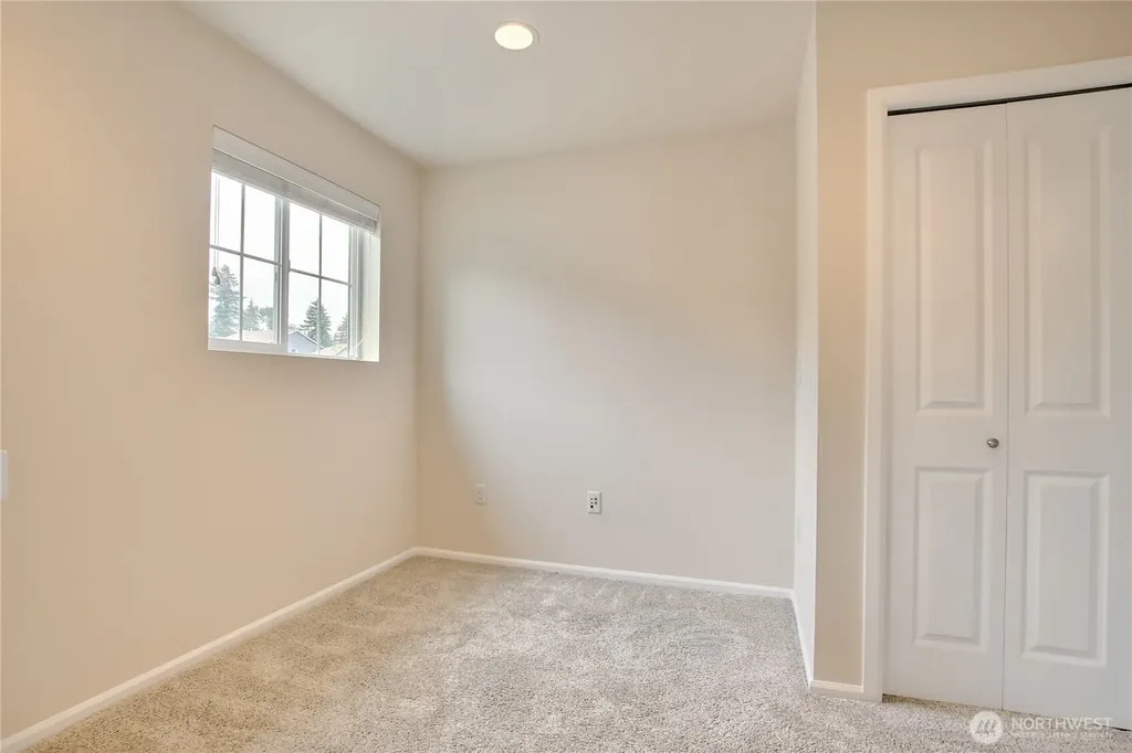 14011 2nd Avenue W Everett WA 98208