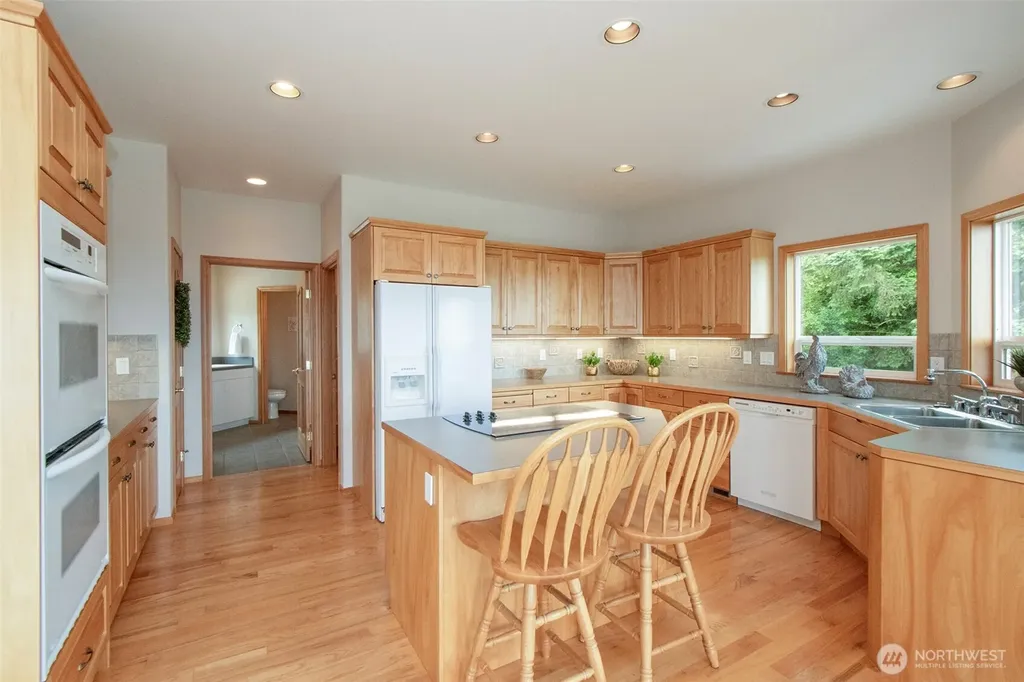 201 Karvellis Lane Port Angeles WA 98363