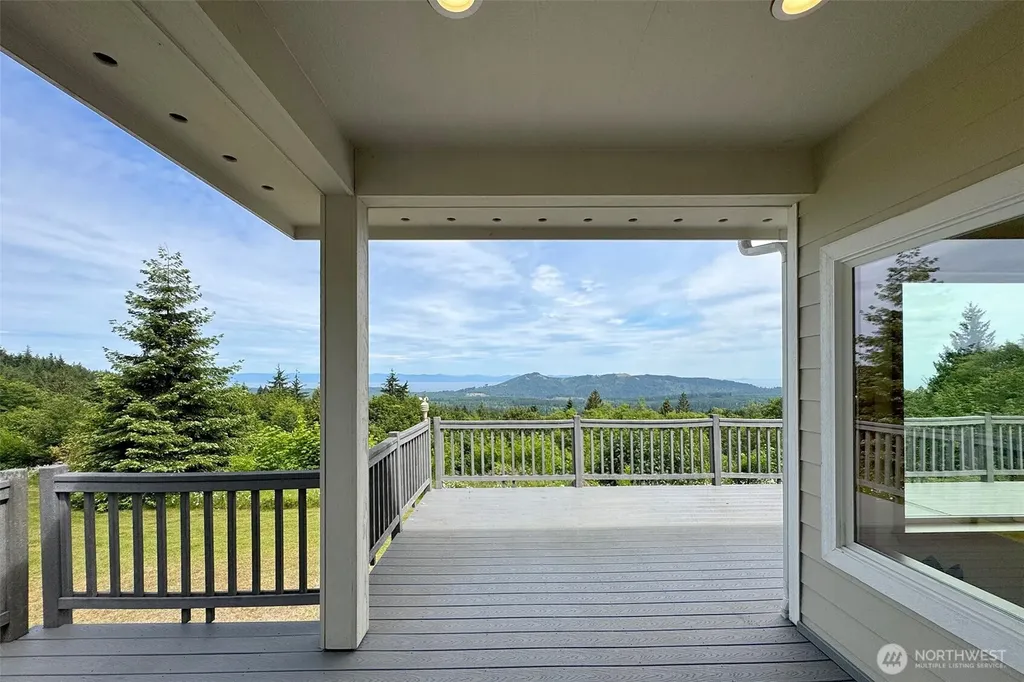 201 Karvellis Lane Port Angeles WA 98363