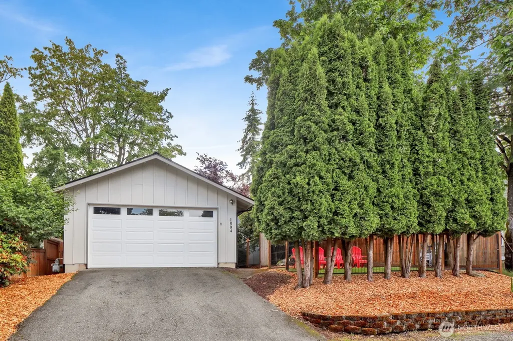 1804 Olympic Place Bellingham WA 98229
