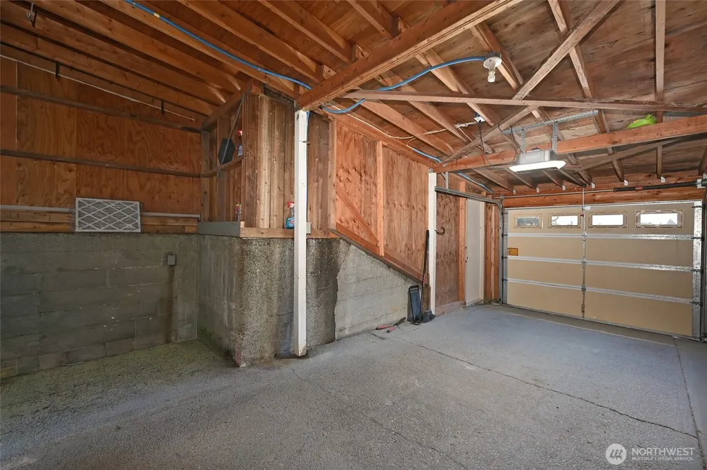 3216 24th Avenue W Seattle WA 98199
