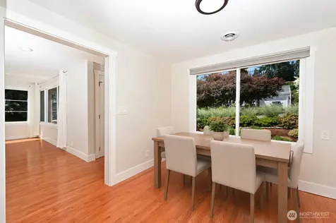 3216 24th Avenue W Seattle WA 98199