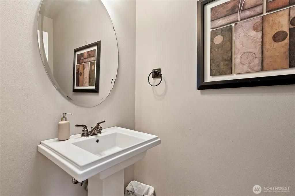 15407 61st Place W Edmonds WA 98026
