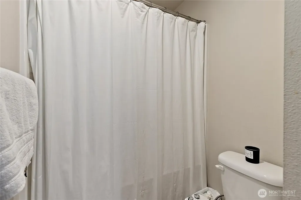 15407 61st Place W Edmonds WA 98026