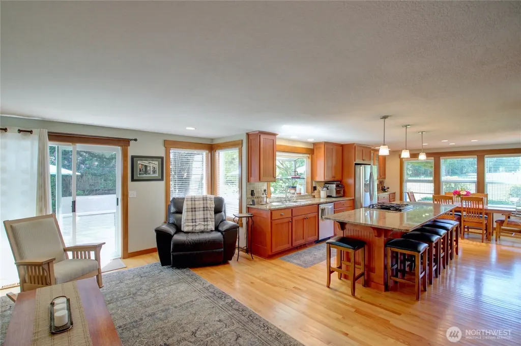 12270 Maple Crest Drive Burlington WA 98233