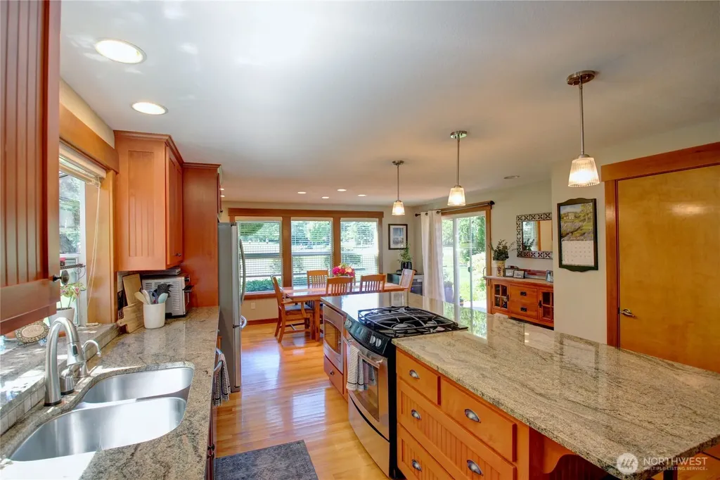 12270 Maple Crest Drive Burlington WA 98233