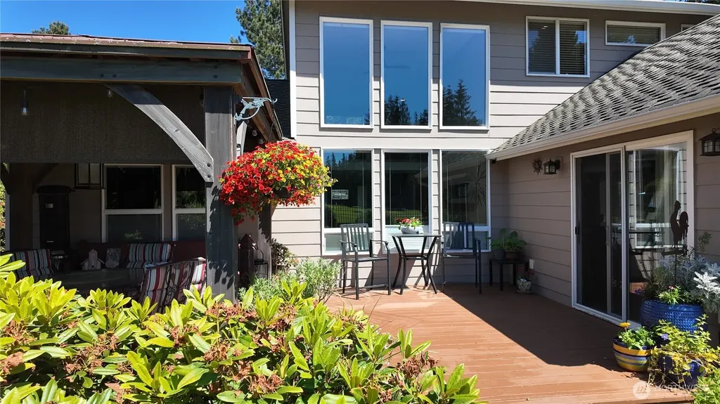 12270 Maple Crest Drive Burlington WA 98233