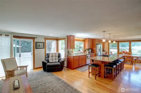 12270 Maple Crest Drive Burlington WA 98233
