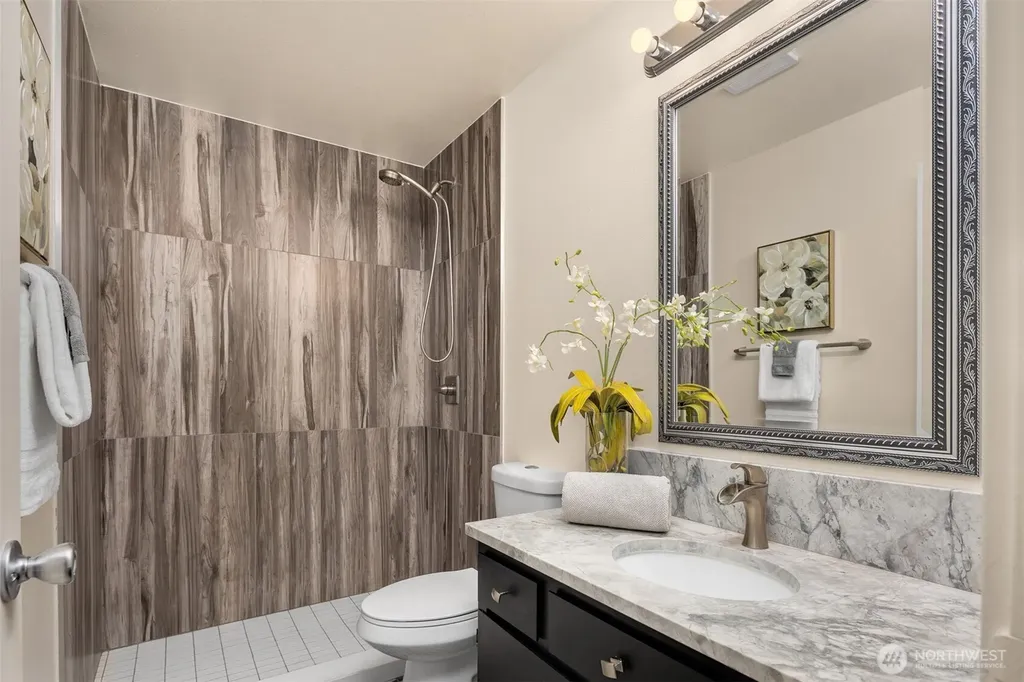 515 Newport Way NW Issaquah WA 98027