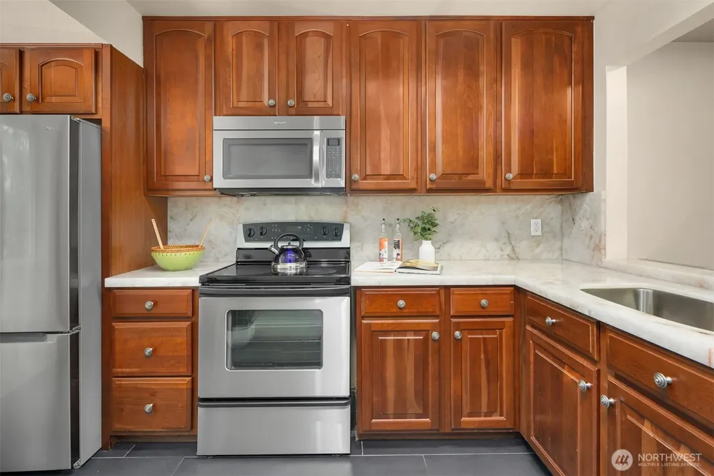 515 Newport Way NW Issaquah WA 98027