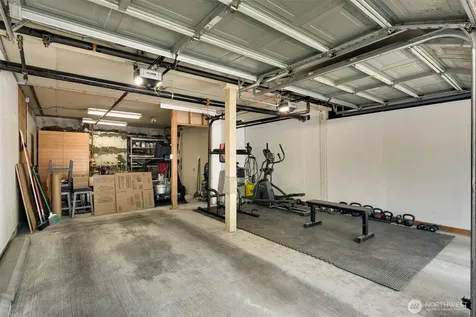 515 Newport Way NW Issaquah WA 98027