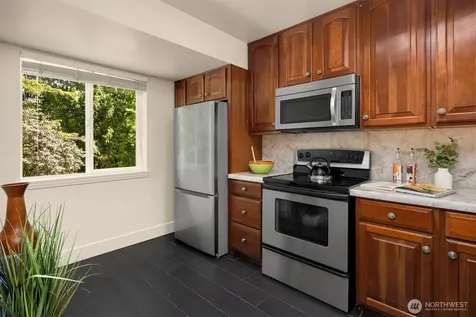 515 Newport Way NW Issaquah WA 98027