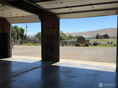 2310 Umptanum Road Ellensburg WA 98926