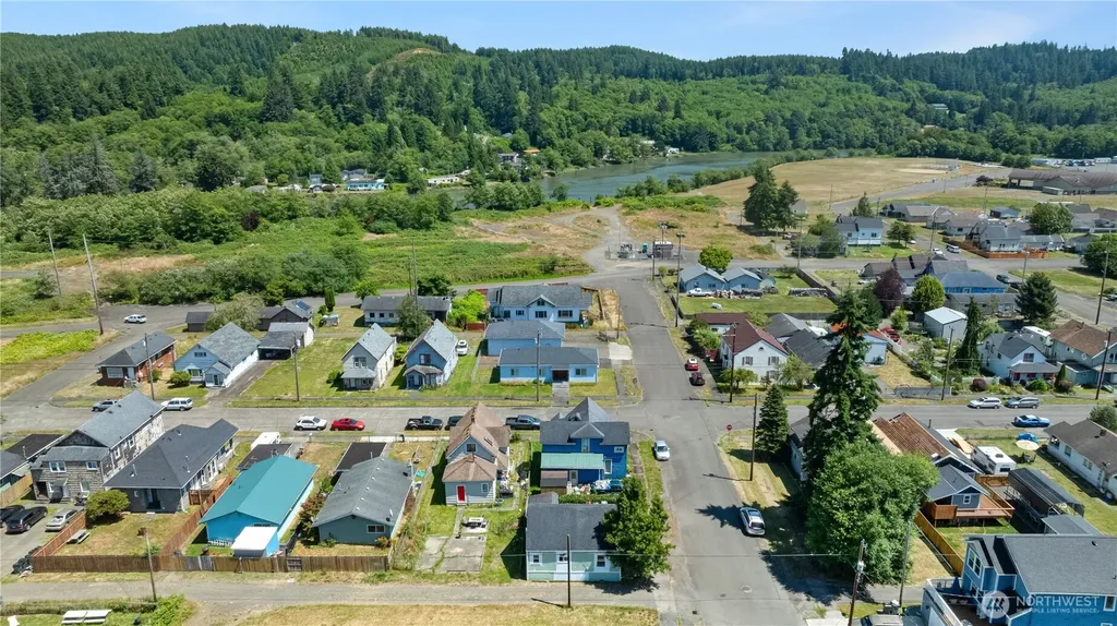 921 Ramer Avenue Hoquiam WA 98550