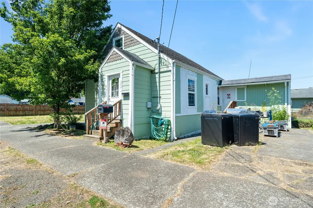921 Ramer Avenue Hoquiam WA 98550