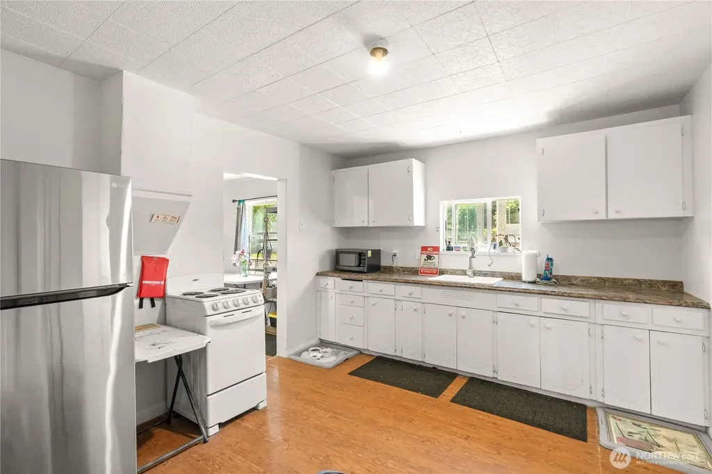 921 Ramer Avenue Hoquiam WA 98550