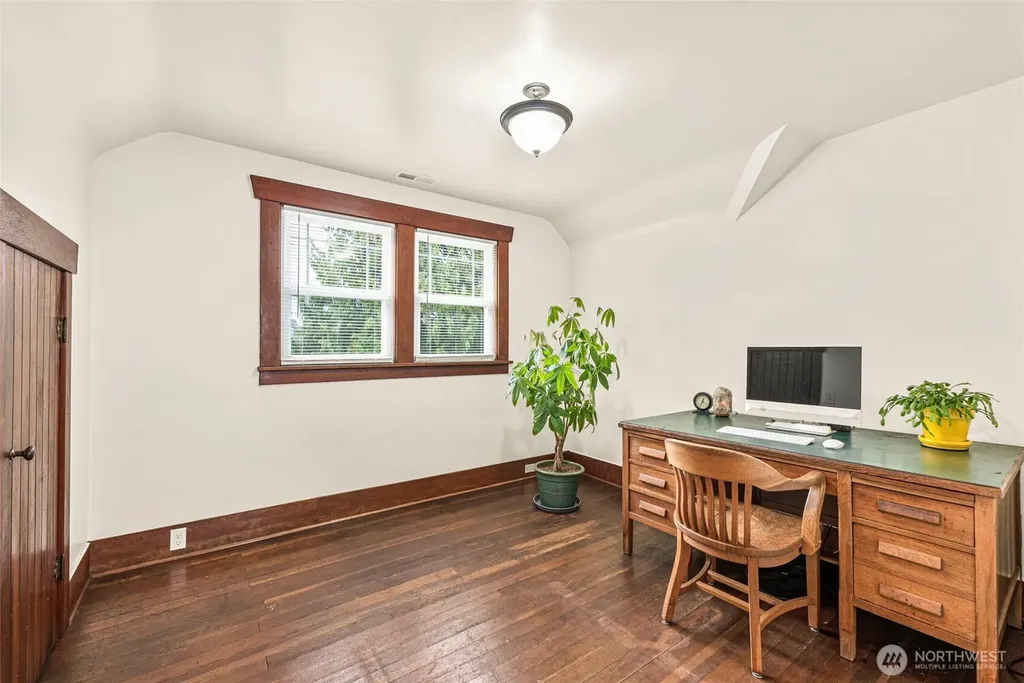 2227 E Harrison Street Tacoma WA 98404