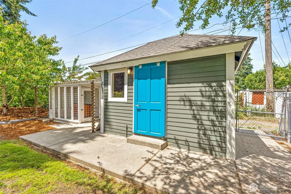 2227 E Harrison Street Tacoma WA 98404