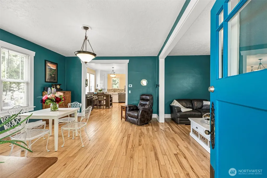2227 E Harrison Street Tacoma WA 98404