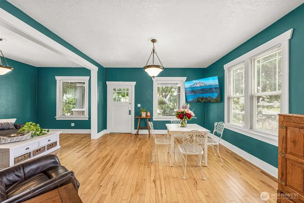 2227 E Harrison Street Tacoma WA 98404