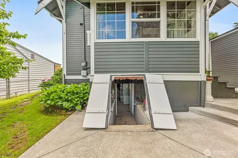 2227 E Harrison Street Tacoma WA 98404
