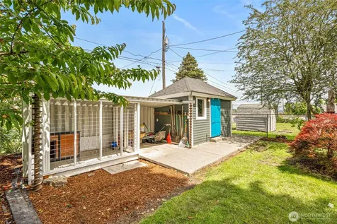 2227 E Harrison Street Tacoma WA 98404