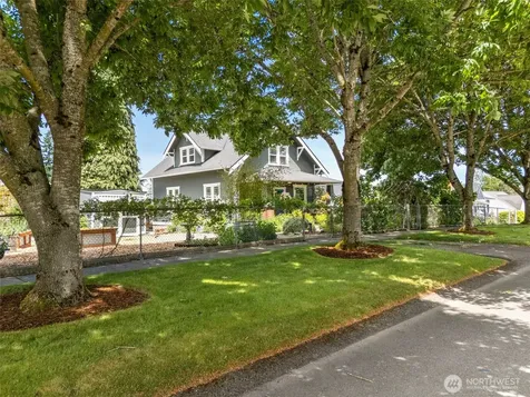 2227 E Harrison Street Tacoma WA 98404