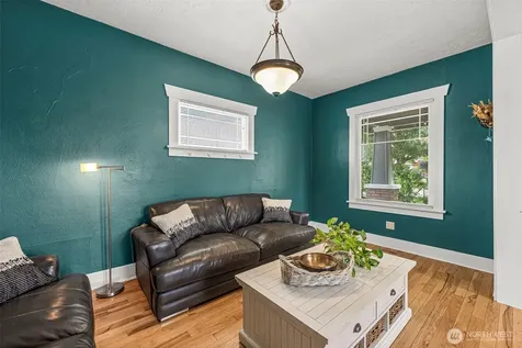2227 E Harrison Street Tacoma WA 98404