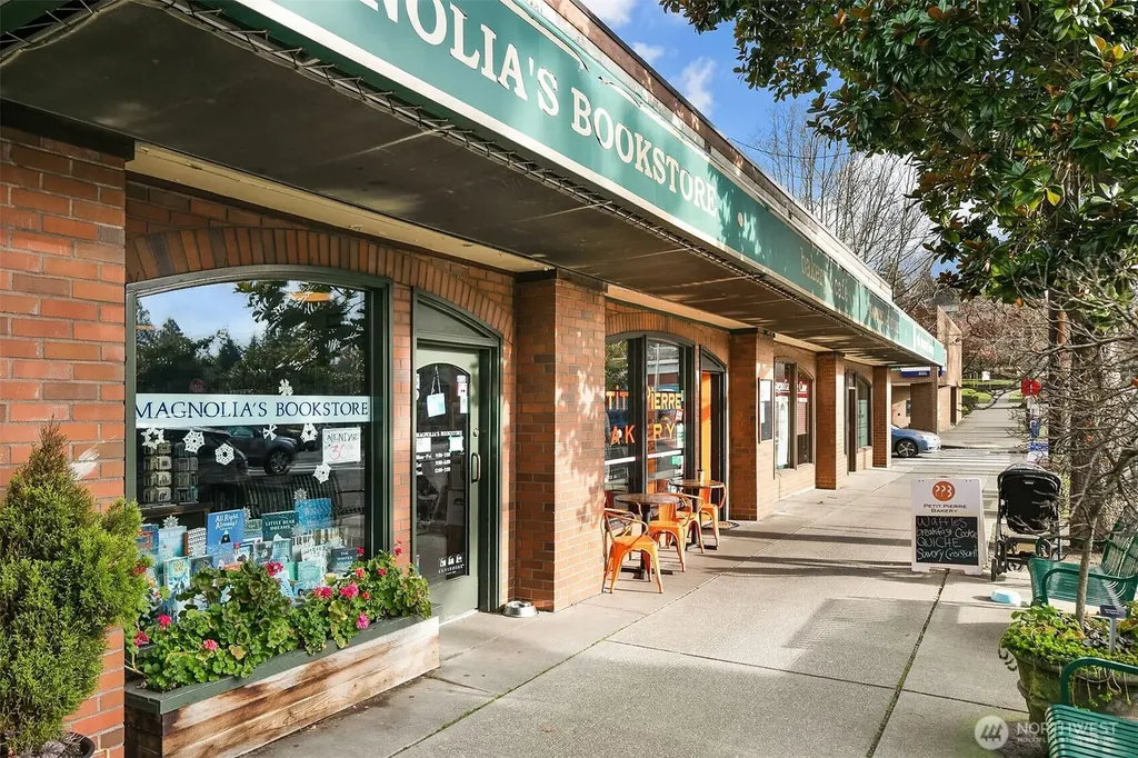 3406 34th Avenue W Seattle WA 98199