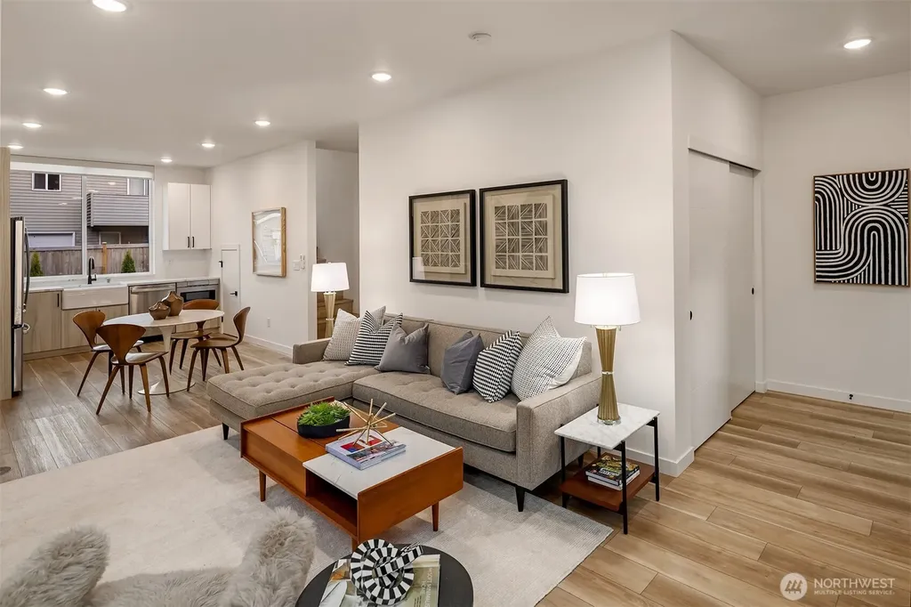 3406 34th Avenue W Seattle WA 98199