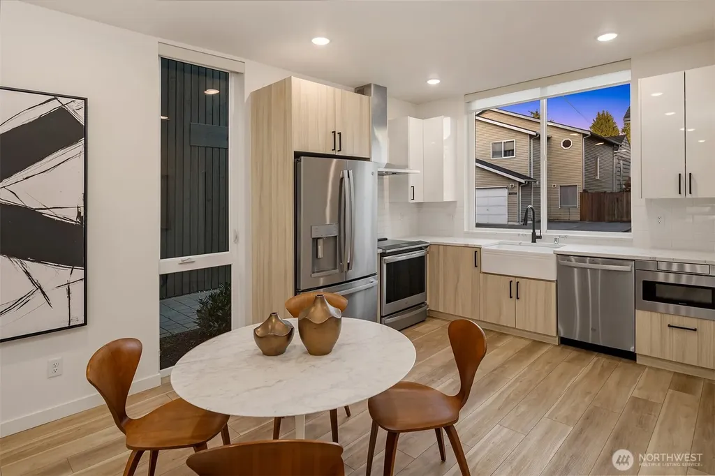 3406 34th Avenue W Seattle WA 98199
