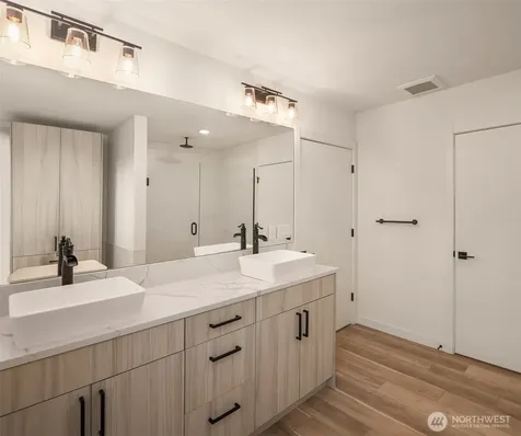 3406 34th Avenue W Seattle WA 98199