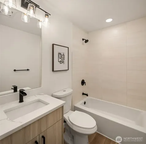 3406 34th Avenue W Seattle WA 98199