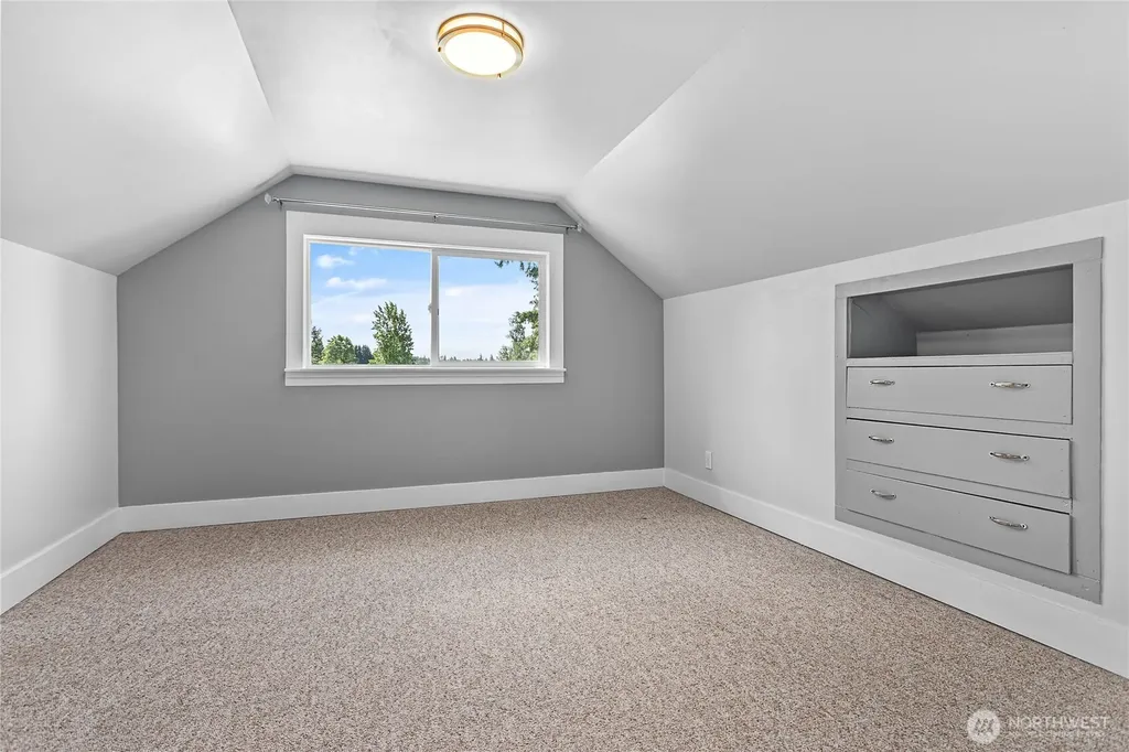 551 E Smith Road Bellingham WA 98226