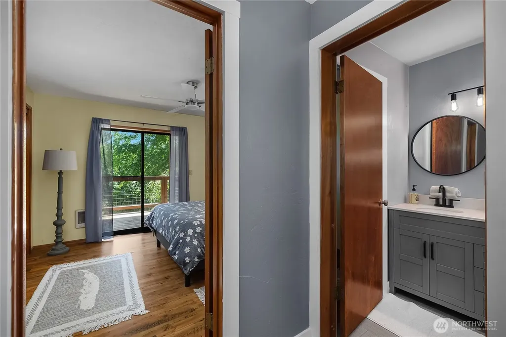 381 E Soundview Drive Shelton WA 98584