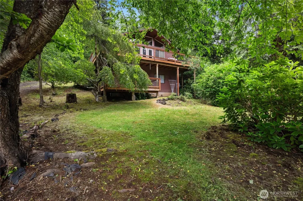381 E Soundview Drive Shelton WA 98584