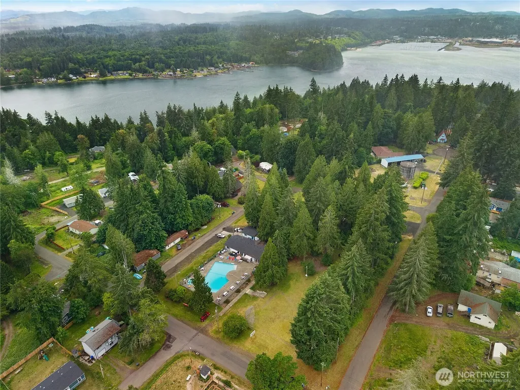 381 E Soundview Drive Shelton WA 98584