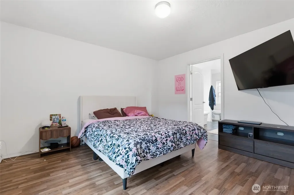 114 S Diamond Street Centralia WA 98531