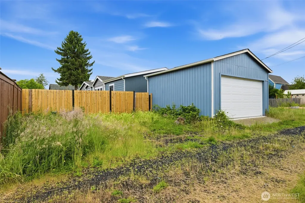 114 S Diamond Street Centralia WA 98531
