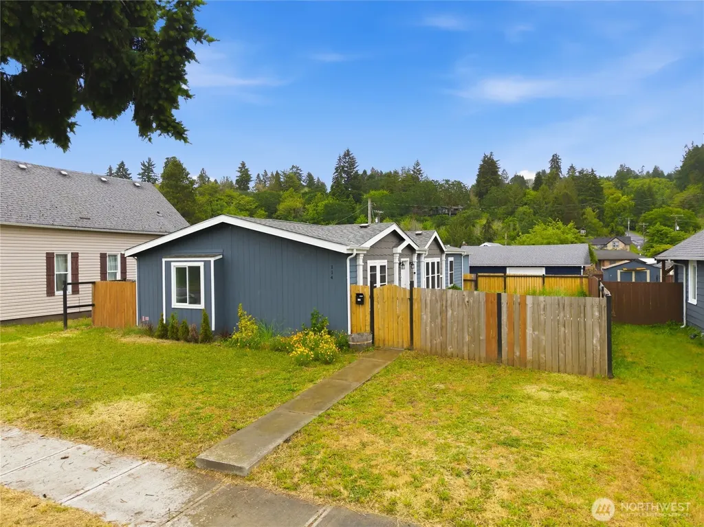 114 S Diamond Street Centralia WA 98531
