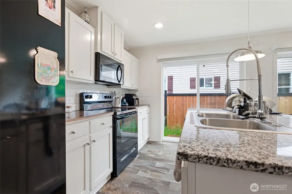 114 S Diamond Street Centralia WA 98531