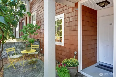3018 128th Avenue SE Bellevue WA 98005
