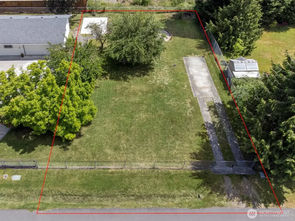 13027 29th Avenue SE Everett WA 98208
