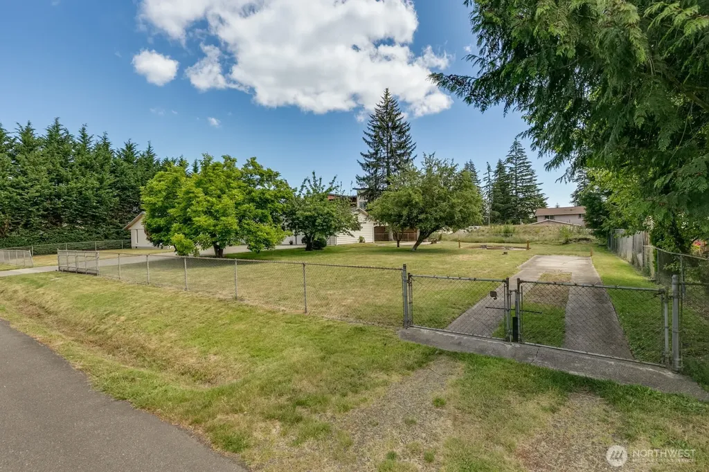 13027 29th Avenue SE Everett WA 98208