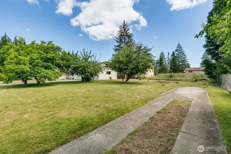 13027 29th Avenue SE Everett WA 98208