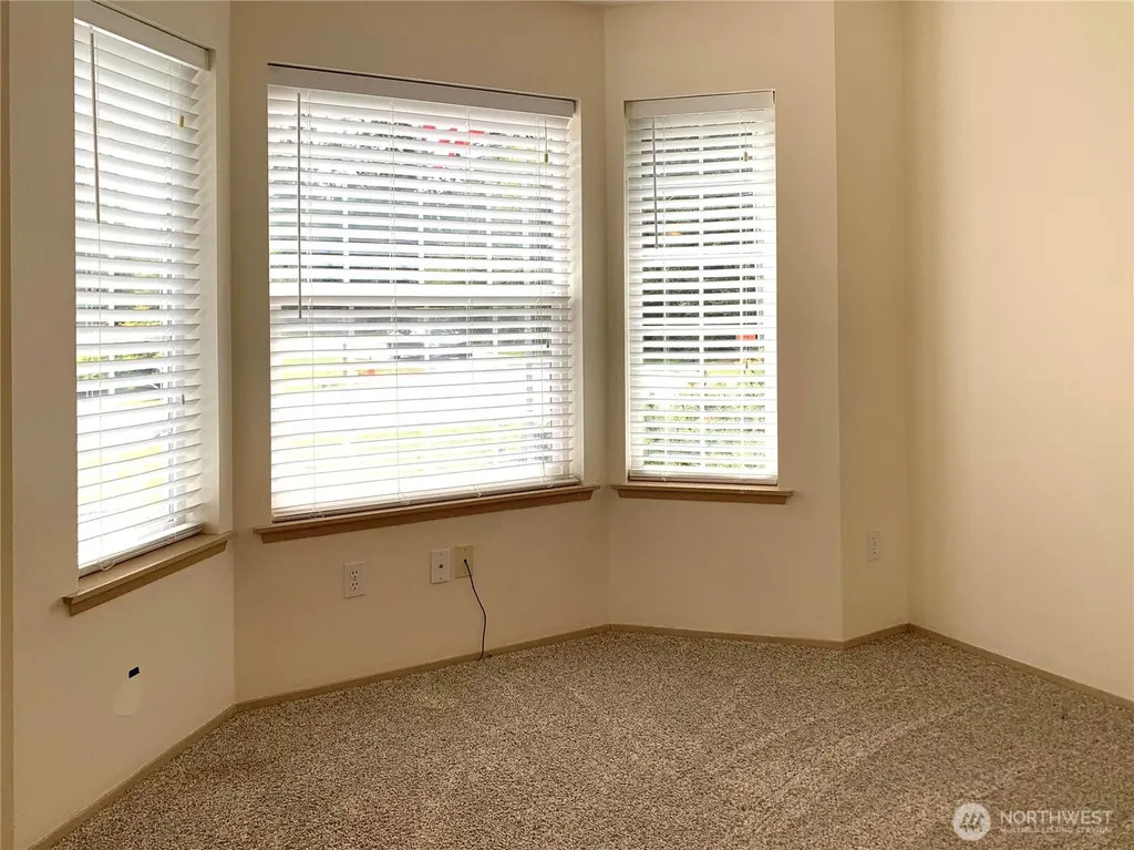 419 Lake West Loop NE Ocean Shores WA 98569