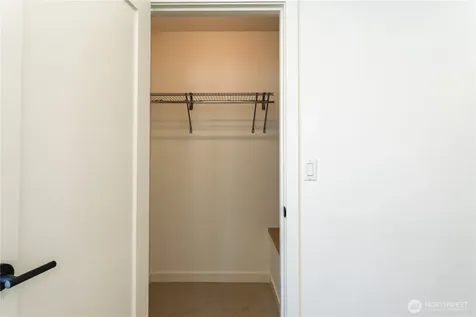10350 Wallingford Avenue N Seattle WA 98133
